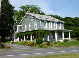 2669 N Colebrook Rd, Manheim, PA 17545