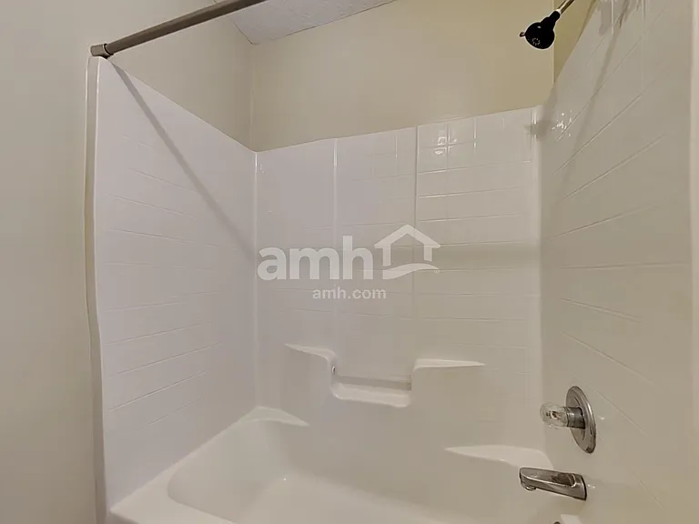 392 Brierstone Ct — Photo 18