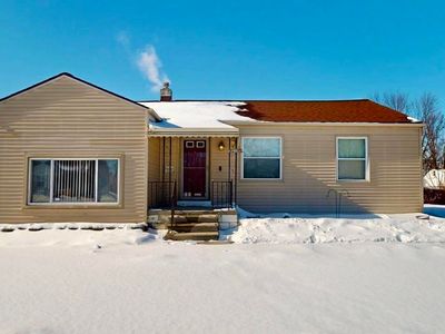 26671 Belleair St, Roseville, MI, 48066