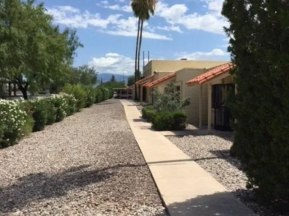 810 S Kolb Rd, Tucson, AZ 85710