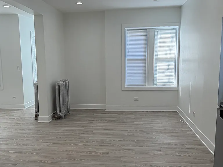 1546 W Arthur Ave #4 — Photo 7