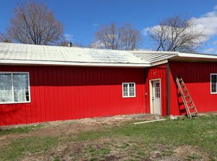 968 Herricksville Rd, Quincy, MI 49082