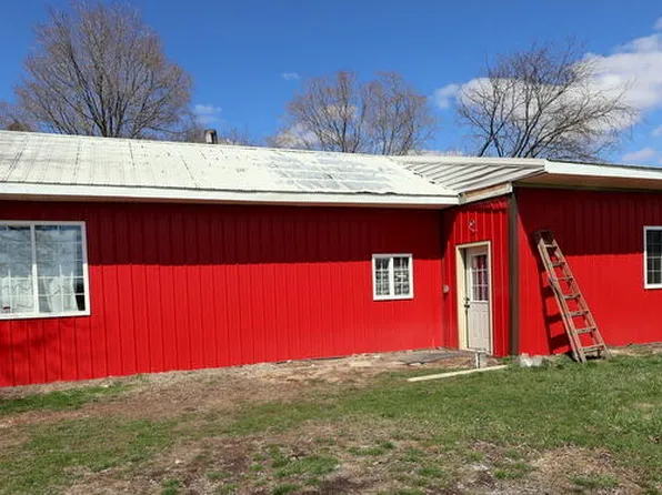968 Herricksville Rd, Quincy, MI 49082