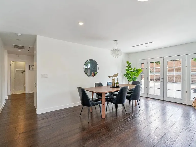 13940 Bermax Ave — Photo 11