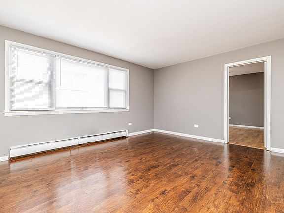 4th image of 5700 W Park Ave #2
