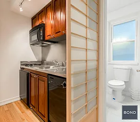 Rented by Bond New York