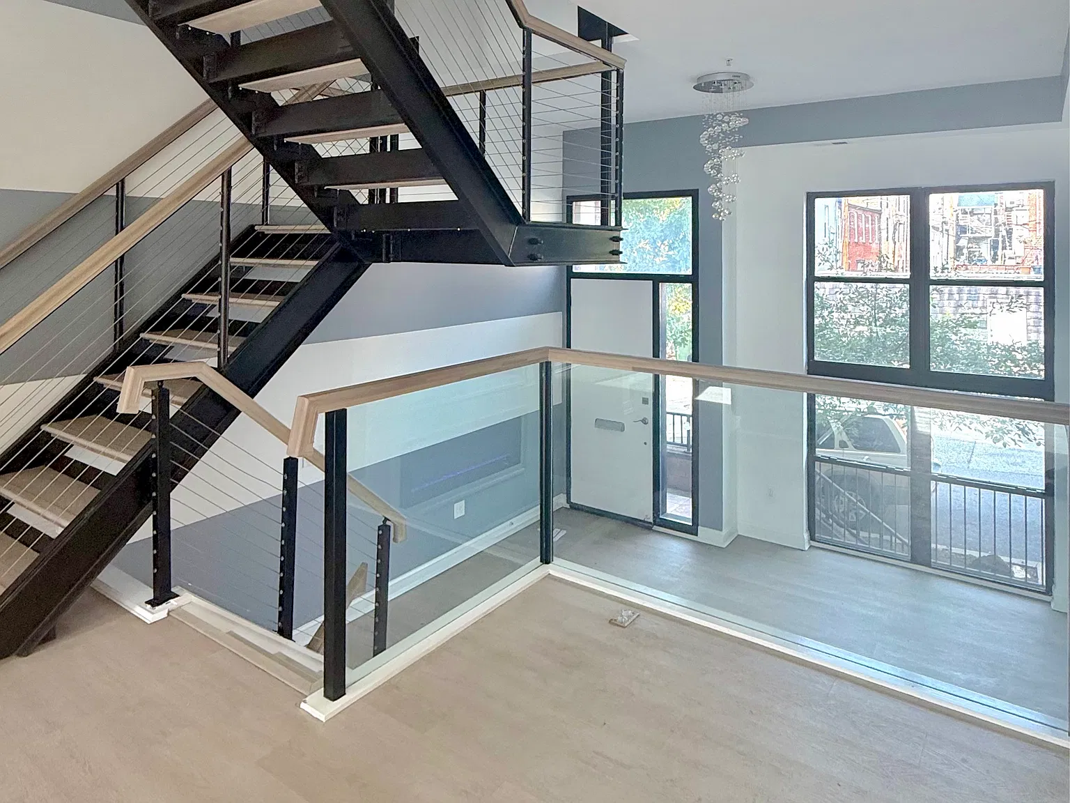 4 bed, 2.5 bath, 1572 sqft, $3,000 — Photo 1