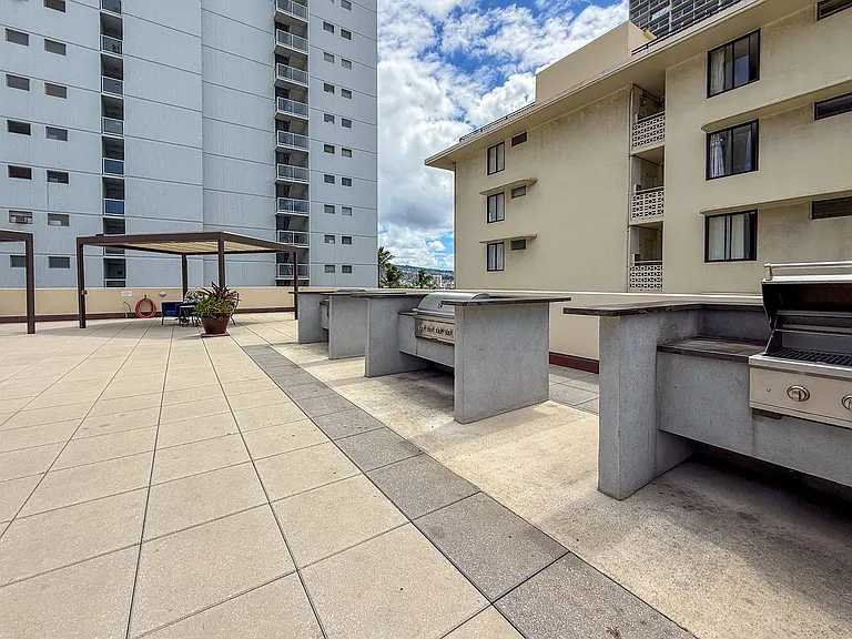 2211 Ala Wai Blvd #2805 — Photo 16