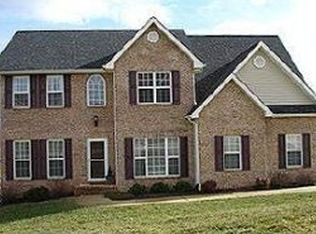 227 Ridgeview Meadows Dr, Gray, TN 37615