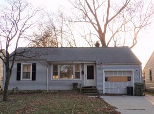 670 E 332nd St, Eastlake, OH