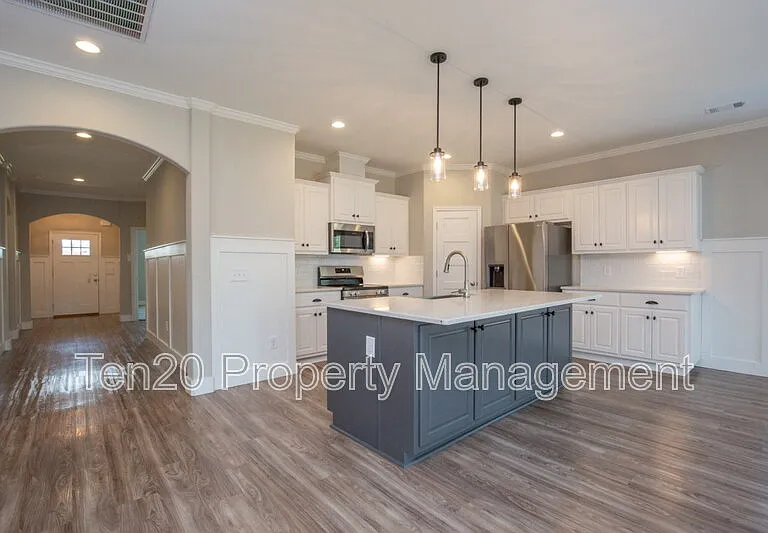 9827 Yellow Pine Rd — Photo 20
