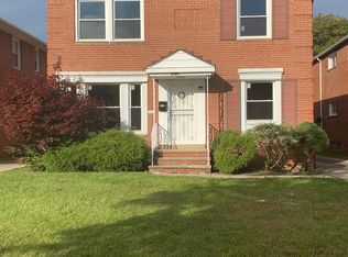 2404 Warrensville Center Rd #1, Cleveland, OH 44118