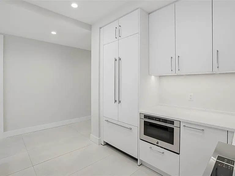 275 1st Ave S #1104 — Photo 8
