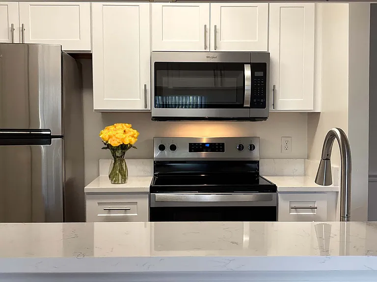 The Waterford at Mandarin Apartments — Photo 42