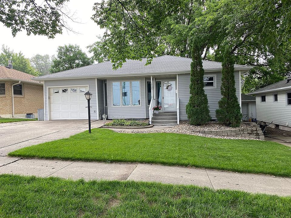 1st image of 1715 N 13th St