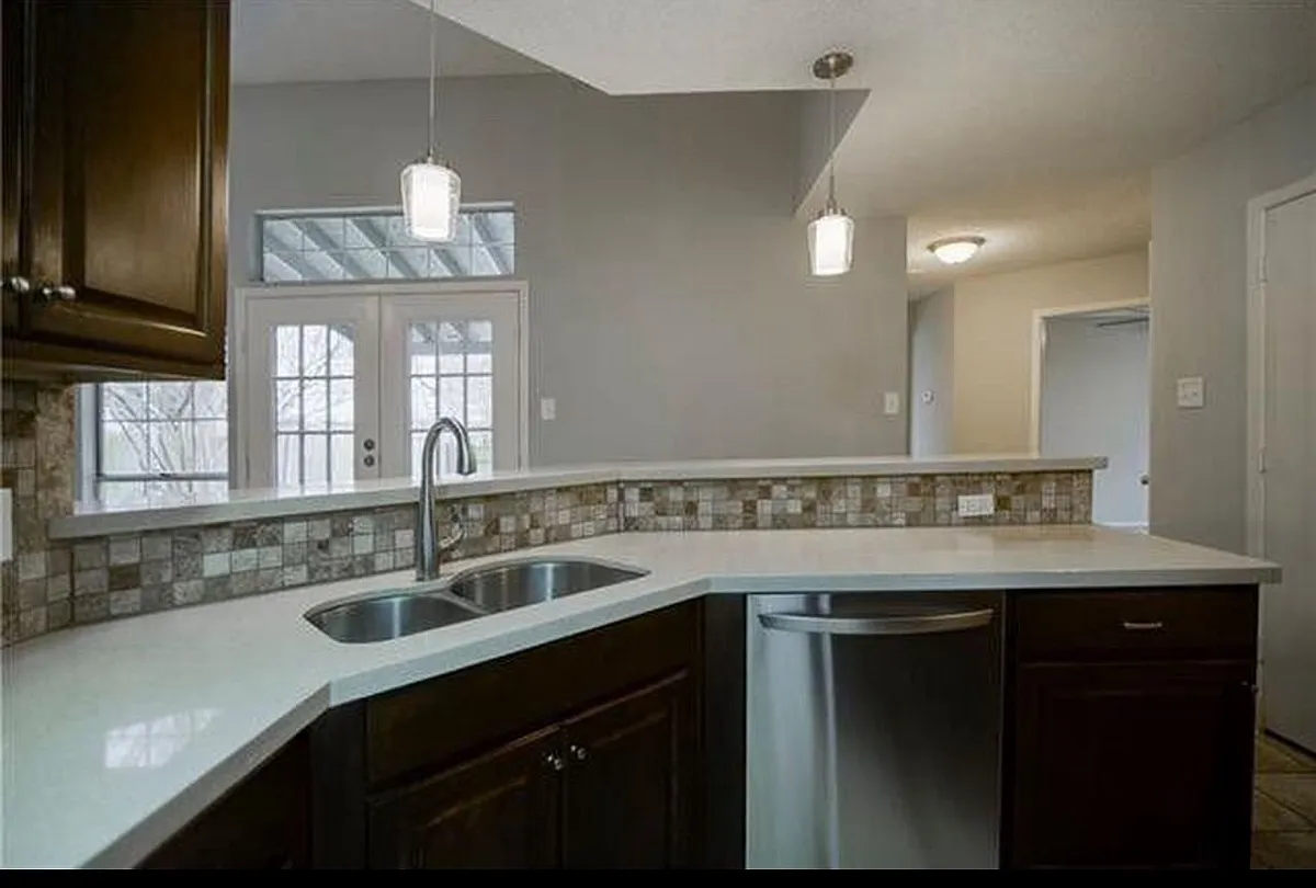 Building Photo - 308 Spanish Moss Dr