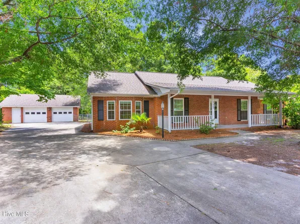 5449 Duck Hawk Court, Wilmington, NC 28409