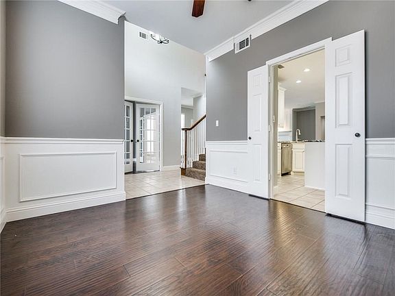 5th image of 4807 Carolina Cir