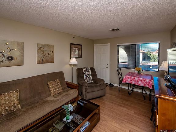 4th image of 2085 Mesquite Ave #A-2