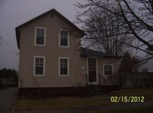 214 Liberty St, Spring Lake, MI 49456