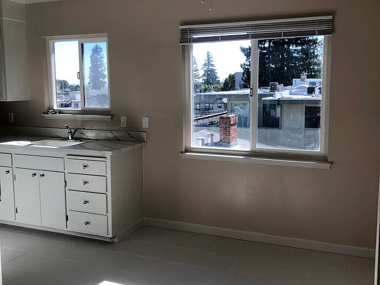 556 Prospect St #3 — Photo 3