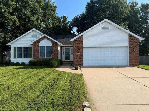 3804 Bluestem Ct, Springfield, IL 62712