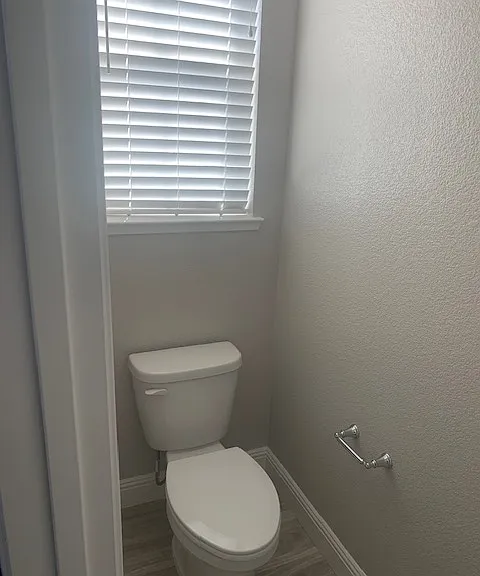 1017 Posey St — Photo 9