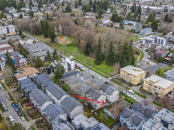 seattle-washington-448346822 picture