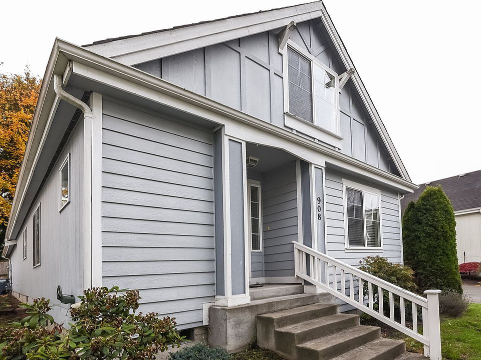 1st image of 908 27th Ave SE