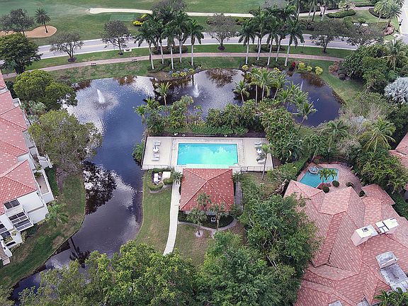 Home For Sale In Boca Grove