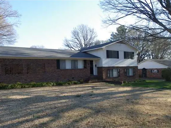 4782 Hallbrook Dr, Millington, TN 38053