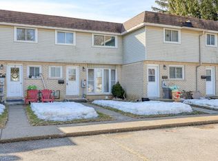 75 Springbank Ave N #8, Woodstock, ON