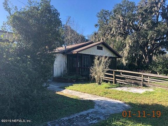 3rd image of 380 County Road 207a E