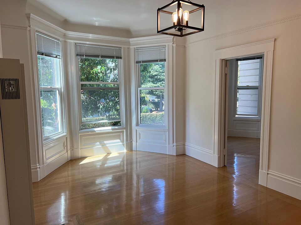 1st image of 29 Noe St #B3
