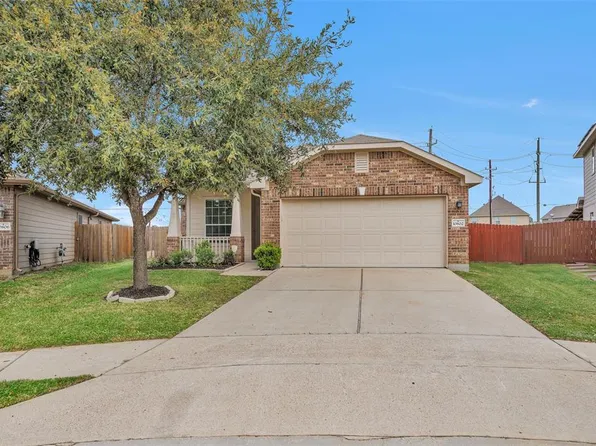 10802 Harston Drive, Tomball, TX 77375