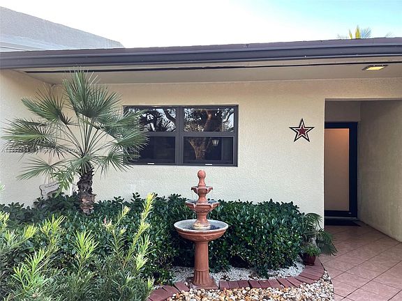 4th image of 13852 Kendale Lakes Dr