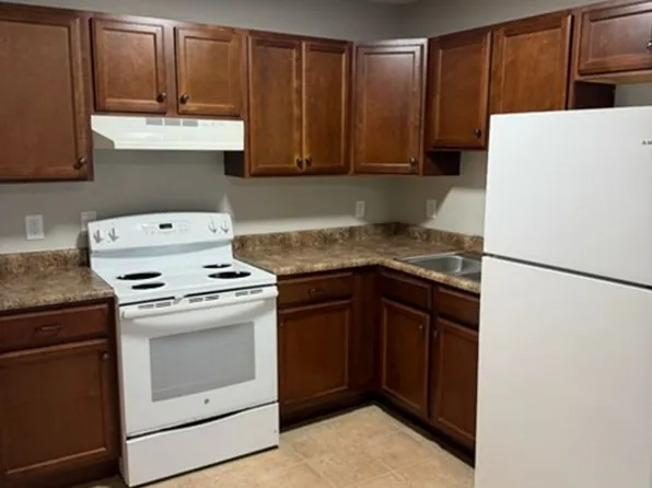 704 North Third Street, 704 N 3rd St APT 3, Richmond, KY 40475