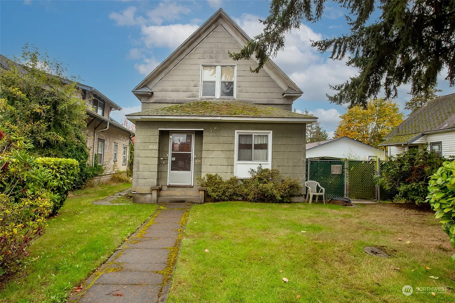 4127 Yakima Avenue photo 1