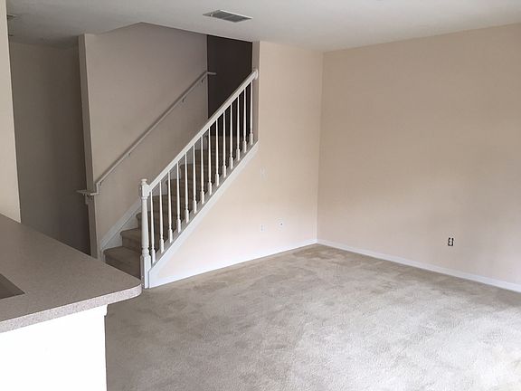 2nd image of 2532 Grand Central Pkwy APT 13