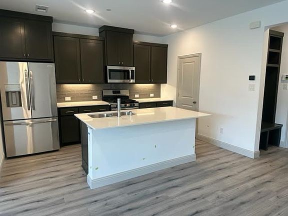 2nd image of 8941 Phoebe Rd #1