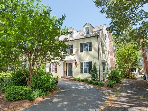 3rd image of 24 Columbia Avenue