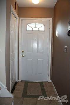 Spacious Entry