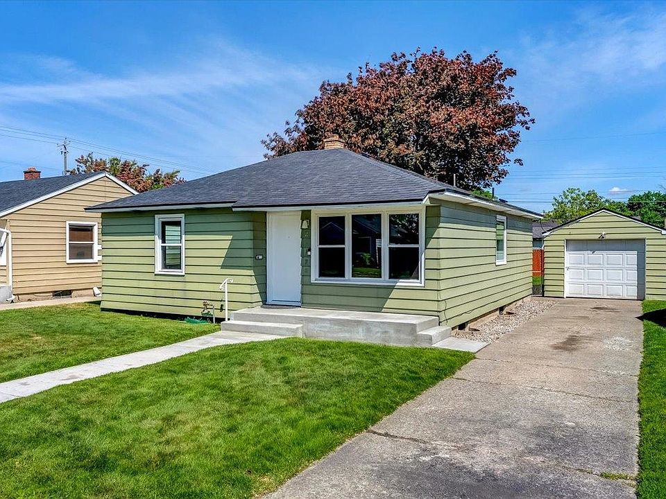 1st image of 2117 E Rowan Ave