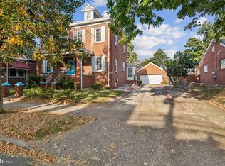 1040 Revere Ave, Trenton, NJ 08629