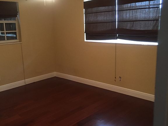 4th image of 5124 SW 94th Ave