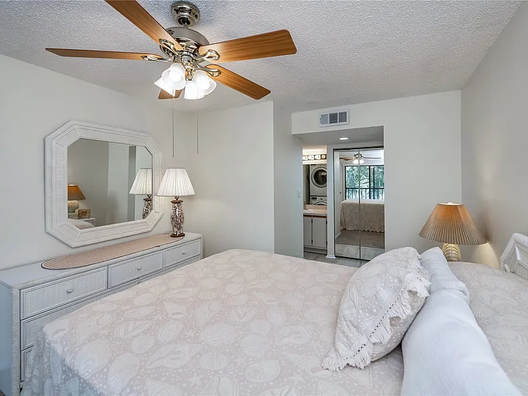 19505 Quesada Ave #U201 — Photo 12