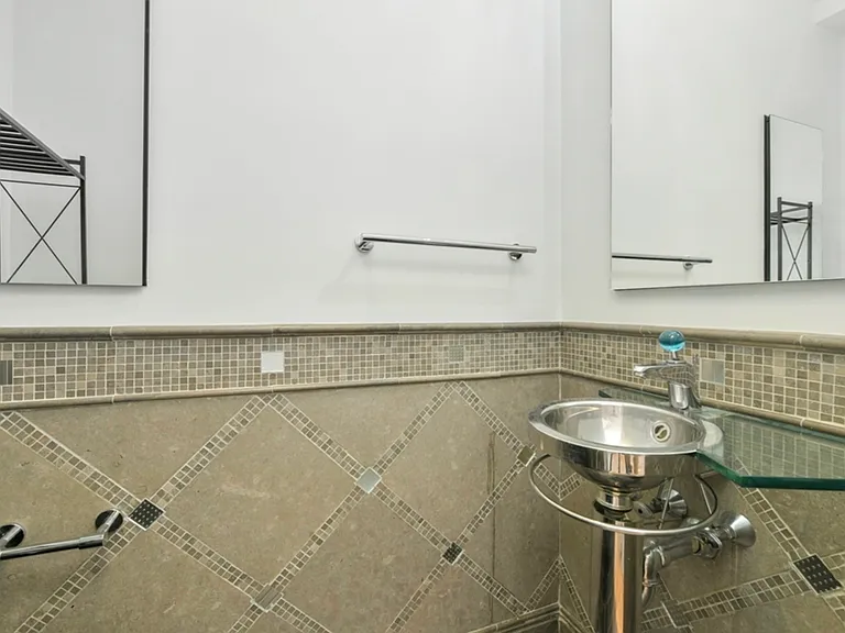 230 Independence Dr #6D — Photo 14