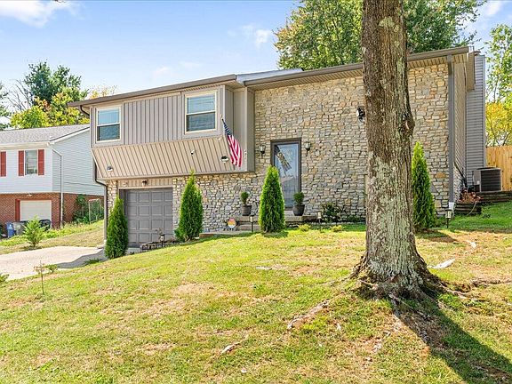 3rd image of 482 Grayson Lake Dr