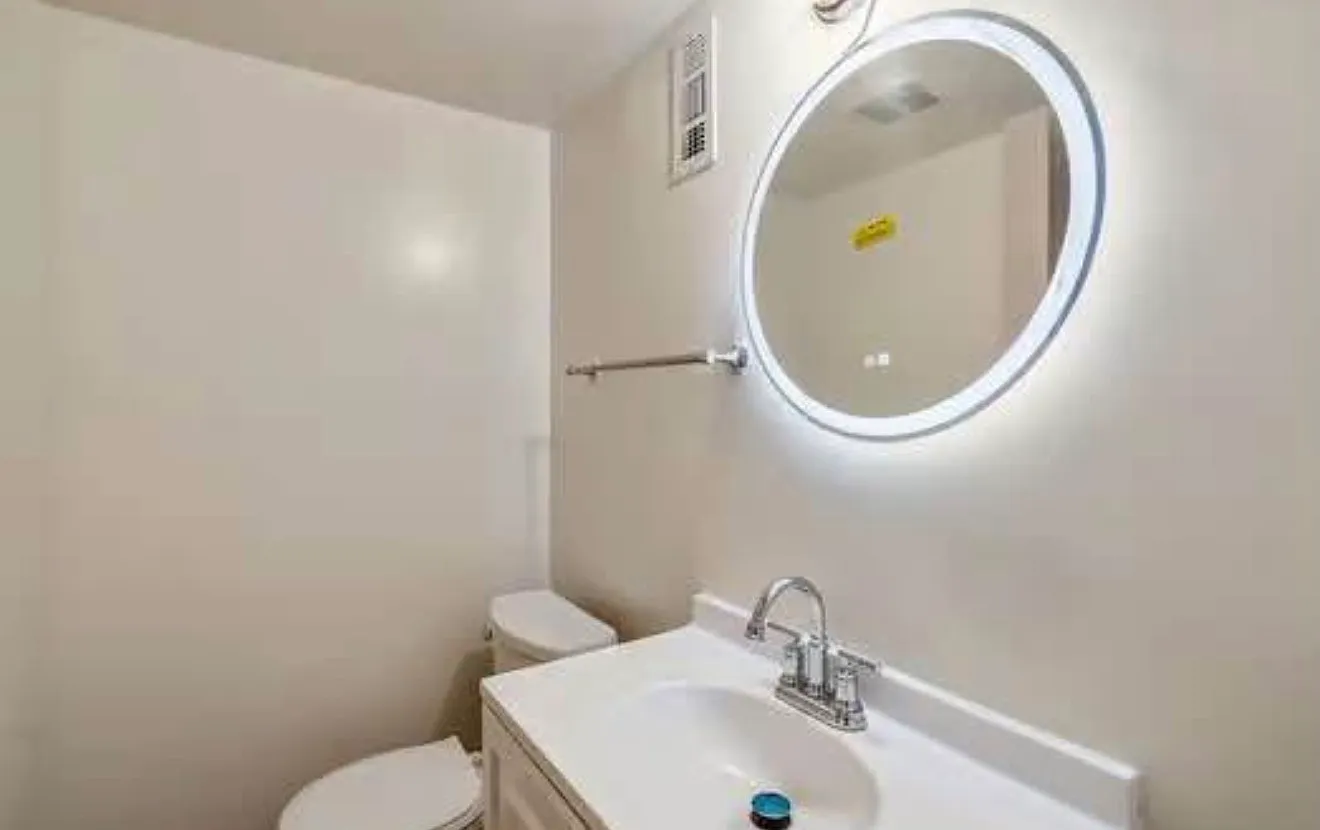 3 bed, 2.0 bath, $3,500 — Photo 3