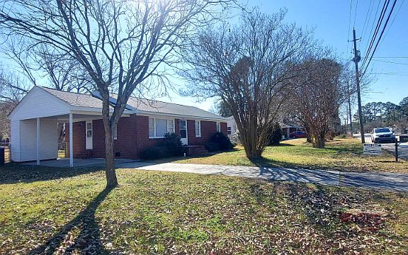 2nd image of 1105 Cedar Ln